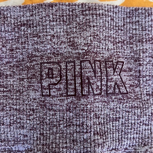 Victoria’s Secret PINK seamless leggings. - Picture 3 of 5